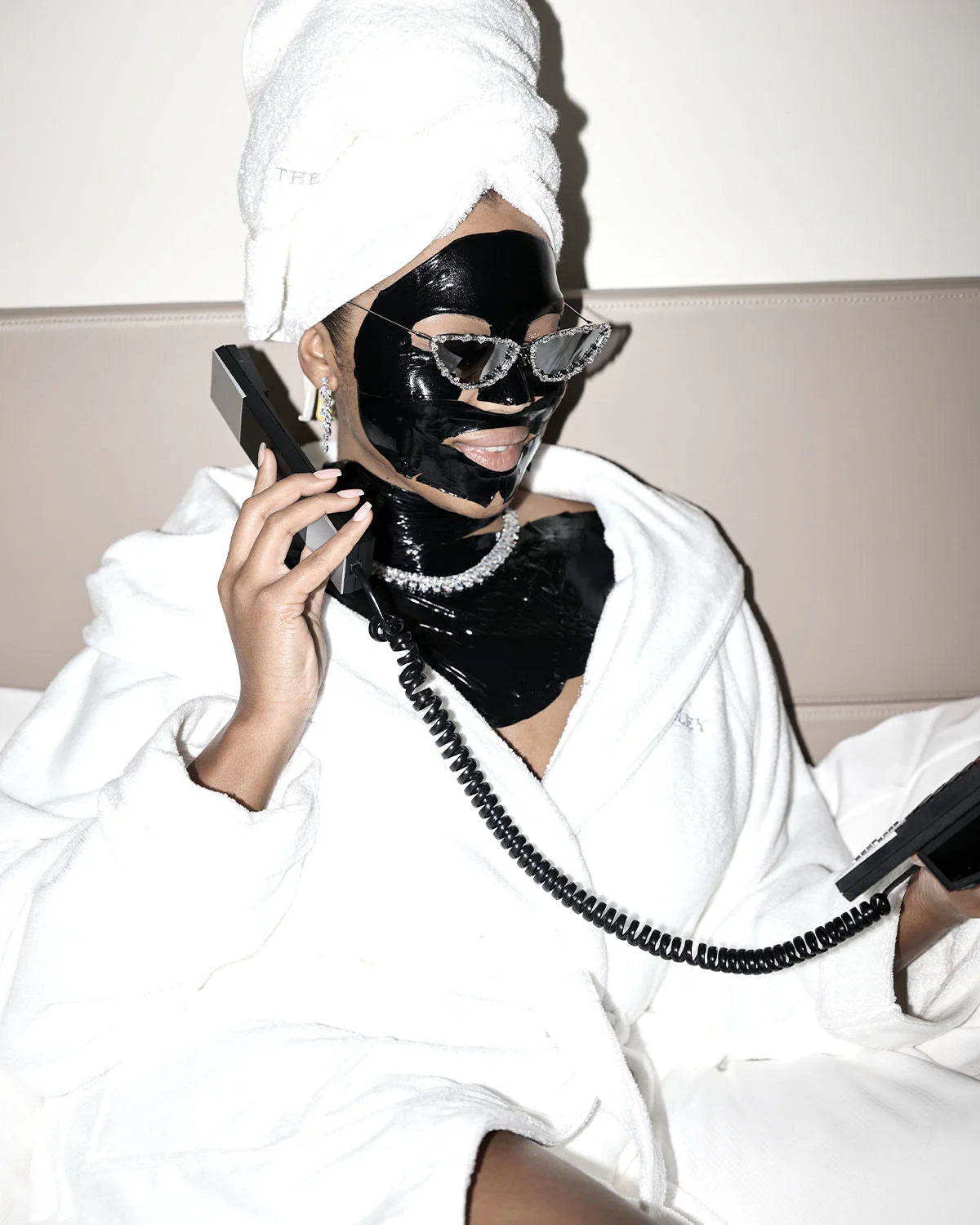 111SKIN Black Diamond Lifting & Firming Neck Mask 黑鑽緊致提升頸膜 10 x 43ml (院裝Salon Size)